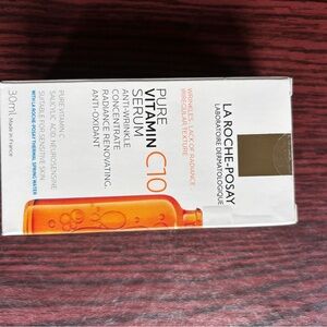 NIB La Roche-Posay Vitamin C10 Serum-30ml